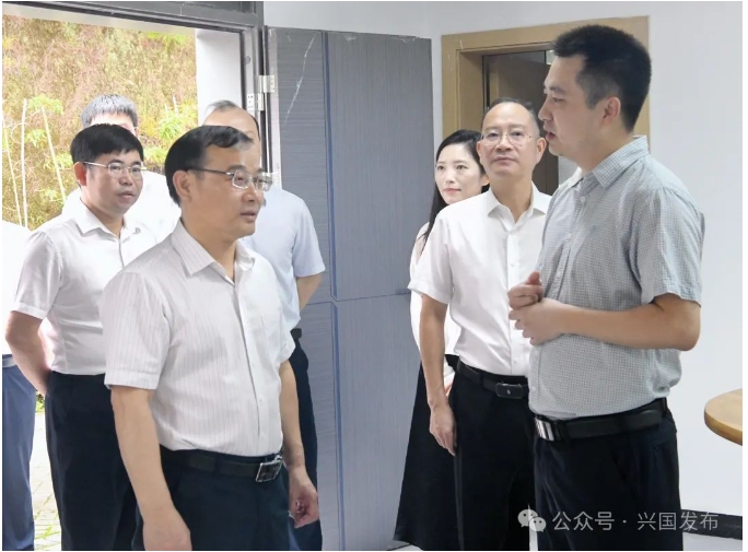 鐘小武來(lái)我縣調(diào)研并宣講黨的二十屆三中全會(huì)精神